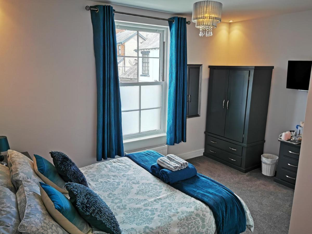 Saracens House 3* Preesall